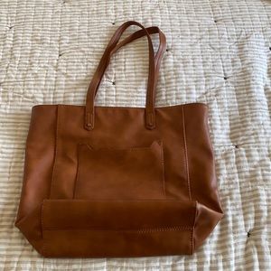 Universal Thread purse, lightly used.